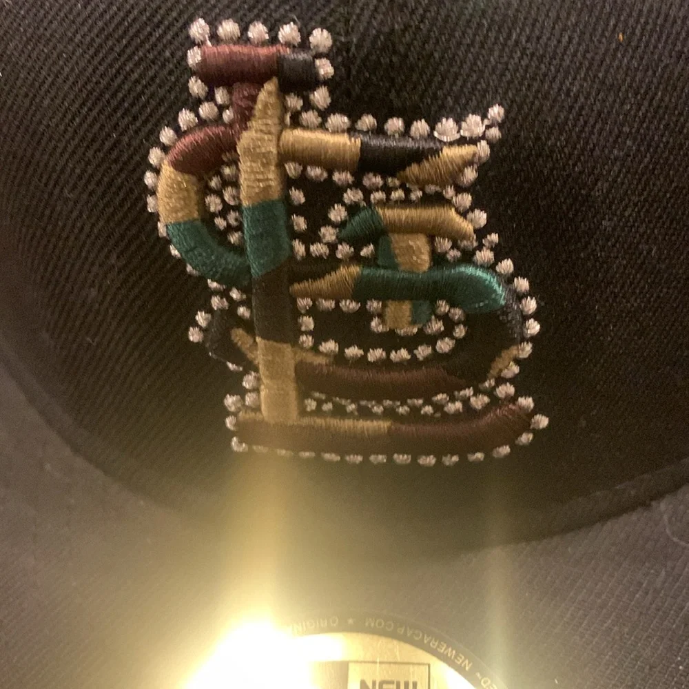 New Era St. Louis baseball cap! Black with army camouflage! - Picture 2 of 8